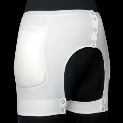 Produktdetails: Suprima Hüftprotektor-Slip, knöpfbar mit integrierten Protektoren Produktbild Suprima Hüftprotektor-Slip, knöpfbar mit integrierten Protektoren