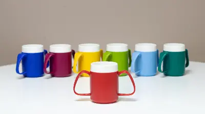 Produktbild ORNAMIN 2-Henkel-Becher mit Trink-Trick