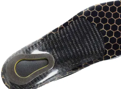 Produktbild Carbon-Einlage mit Fersenspornaussparung