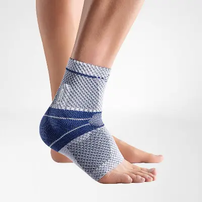 Produktdetails: Bauerfeind MalleoTrain titan Sprunggelenkbandage Produktbild Bauerfeind MalleoTrain titan Sprunggelenkbandage