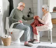 Zusätzliches Produktbild für Etac My-Loo fest Toilettensitzerhöhung mit Armlehnen