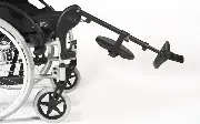 Hochschwenkbare Fußraste Zusätzliches Produktbild für Multifunktionsrollstuhl Breezy RelaX2